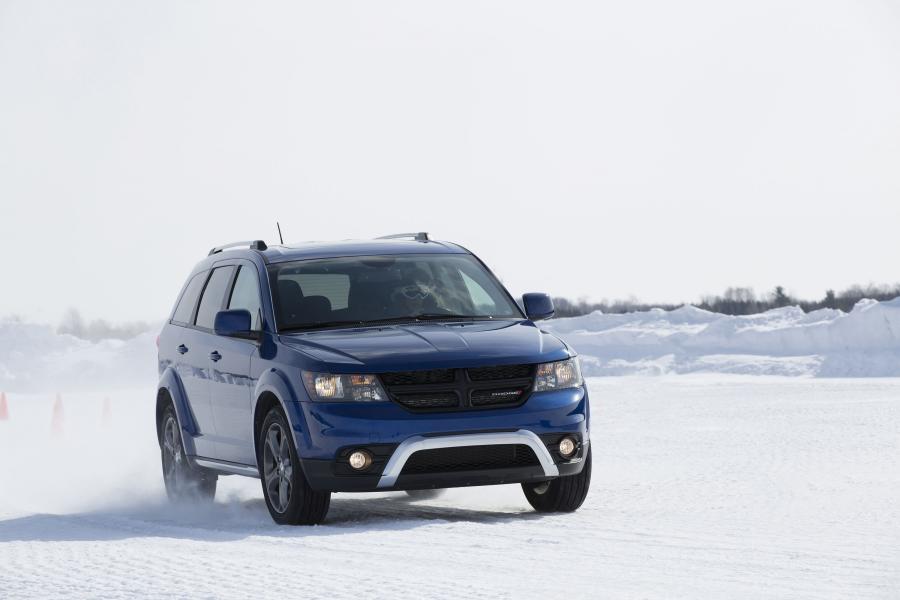  Dodge Journey Crossroad 2014 года  (фото 18 из 63)